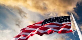 Local Community Reactions to Camping World's Giant American Flag