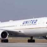 Regulators Vanish, Passengers Trapped Seven Hours United Airlines plane on the runway.