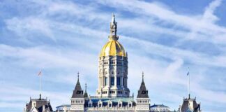 Missouri Courts Clash Over 2026 Election Map Connecticut State Capitol building with a golden dome and surrounding greenery