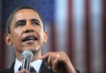Workers at Obama Center Keep Quitting – See Why Madelyn Dunham speaks into a microphone
